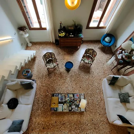 Апартаменты Palazzo Grandiben Deluxe House *